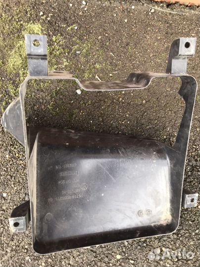 Воздуховод радиатора слева BMW X5 F15