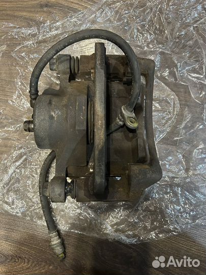 Супрорт передний левый Хонда црв