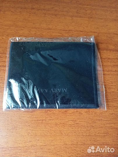 Мини футляр для декоративной косметики с зеркалом