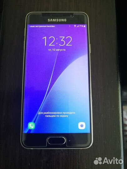 Телефон Samsung galaxy a3 2016