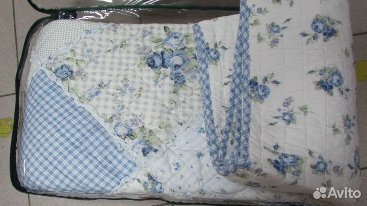 Покрывало 230 х 270 + наволочки 50 х 50 2 шт