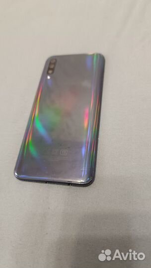 Samsung Galaxy A50, 4/64 ГБ