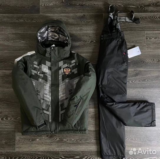 Горнолыжный костюм