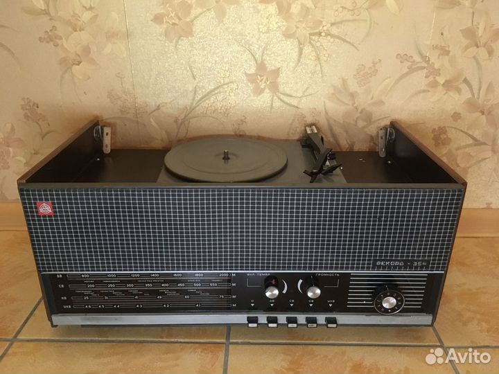 Радиола Рекорд 354 слр