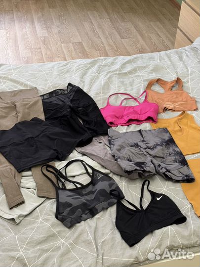 Спортивные вещи женские