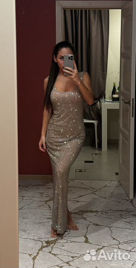 Голое платье в стразах