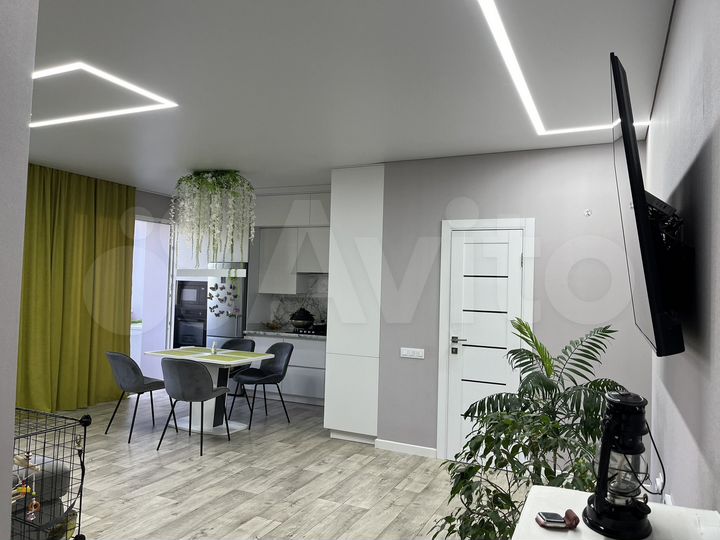 3-к. квартира, 70 м², 1/3 эт.