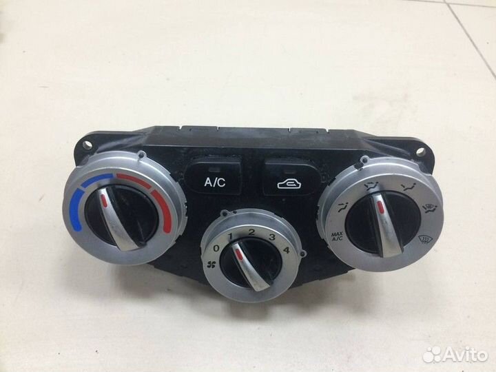 Блок управления отопителем Hyundai Verna