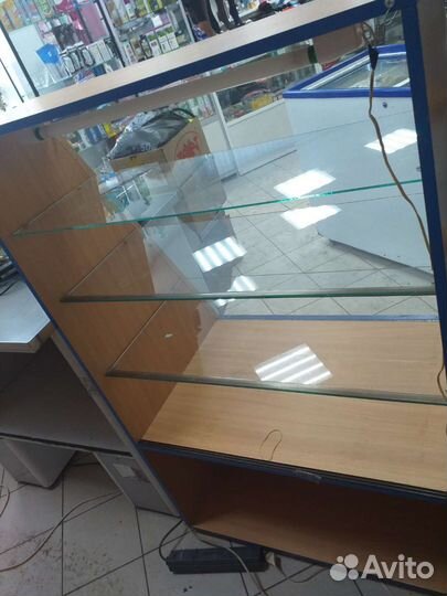 Стеллаж с подсветкой