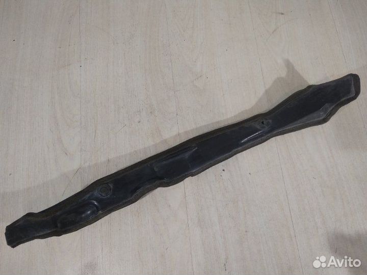 Пыльник крыла передний правый Toyota Rav4 ACA33