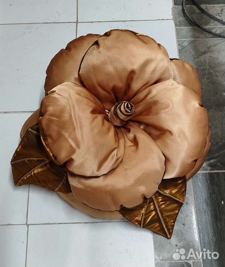 Декоративные подушки hm