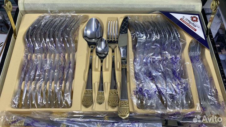 Набор столовых приборов