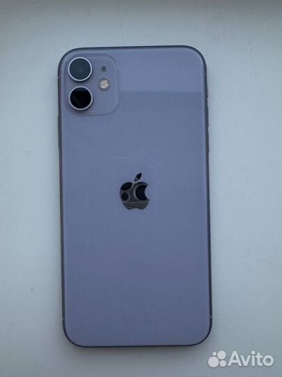 iPhone 11, 64 ГБ