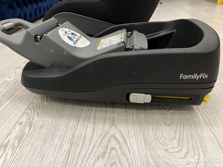 Автомобильное кресло maxi cosi pearl