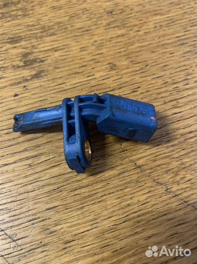 Датчик ABS VW Touareg