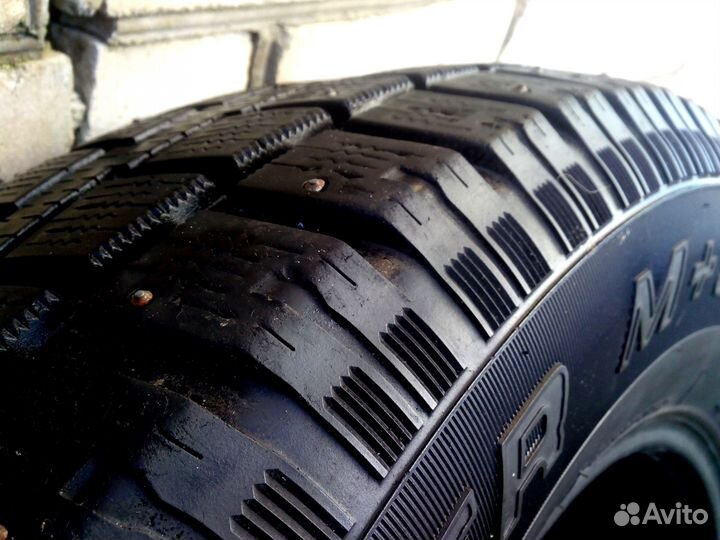 Cooper Discoverer A/T 265/70 R17
