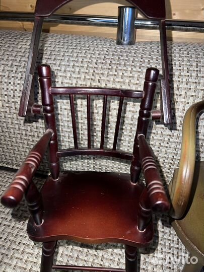 Стулья для кукол