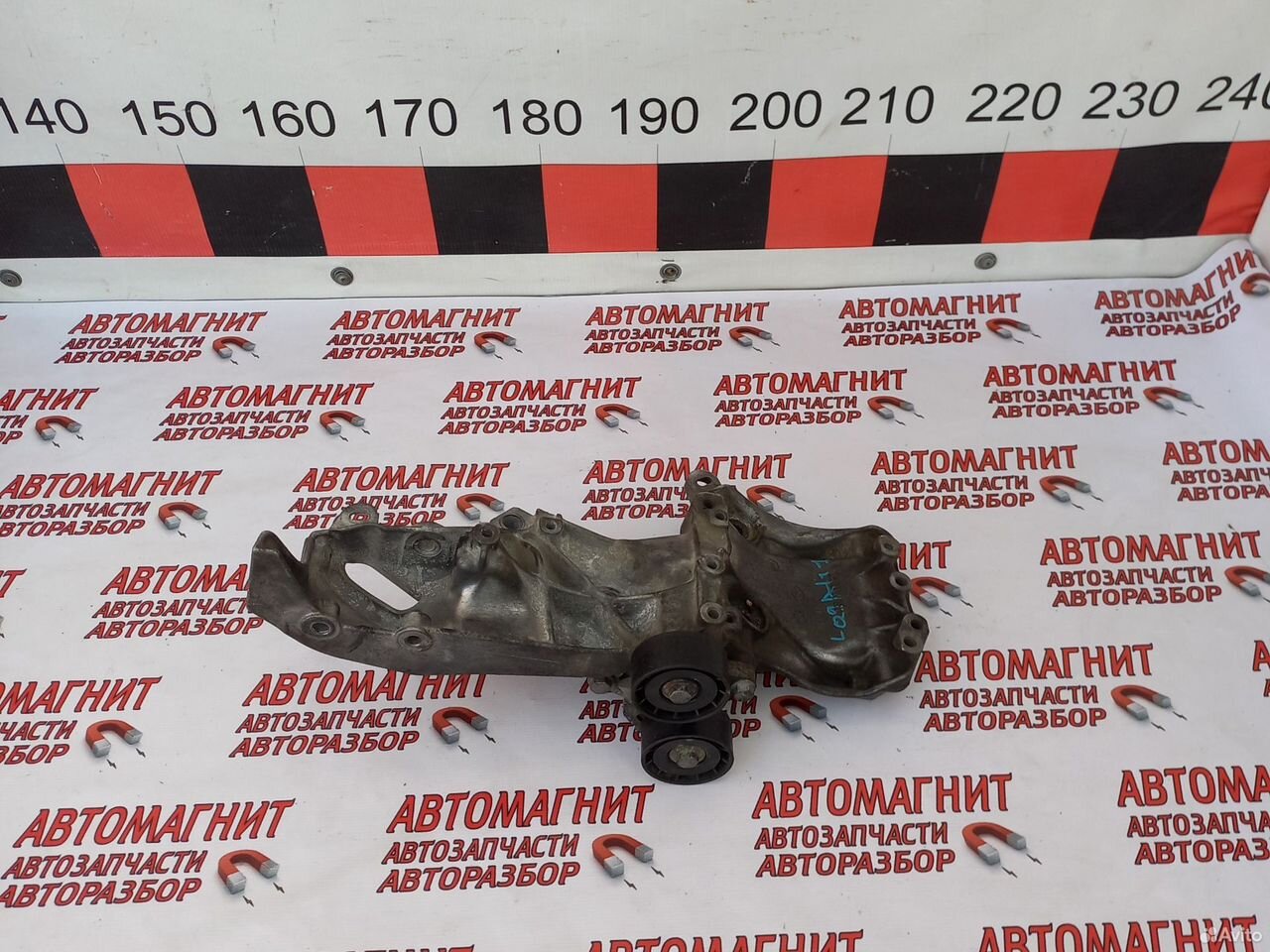 Кронштейн крепление навесного Рено Логан