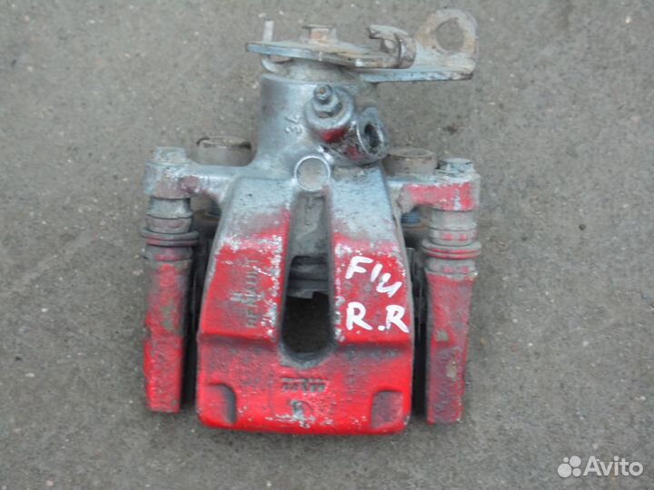 Суппорт задний правый Рено Флюенс