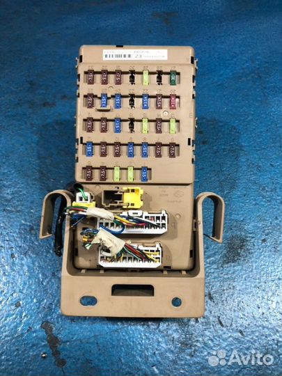 Блок предохранителей Subaru Outback BR/B14