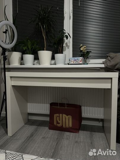 Стол туалетный Икея мальм (IKEA malm)