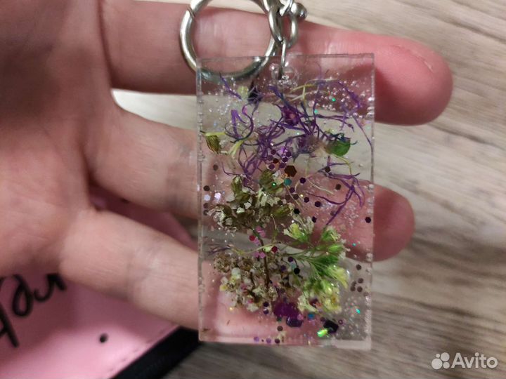 Брелки ручной работы из эпоксидной смолы