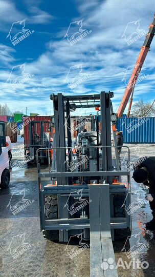 Вилочный погрузчик Lonking FD30T, 2024