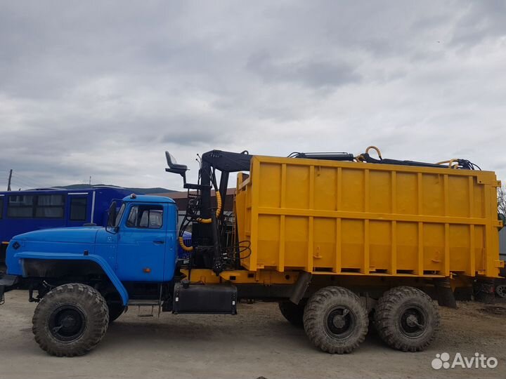 Урал 4320-1951-62 с КМУ, 2024