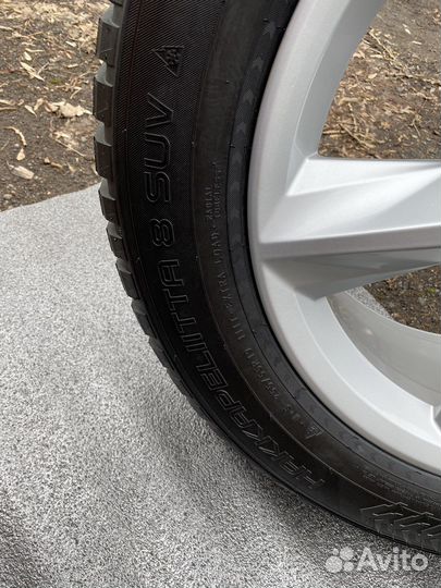 Зимние новые оригинал Audi Q7 255/55 r19