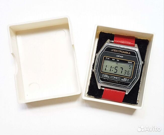 Часы электроника сигнал СССР 1980-е гг