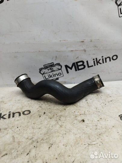 Патрубок интеркулера правый Mercedes Cls W219
