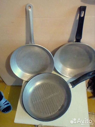 Сковородки,мясорубка