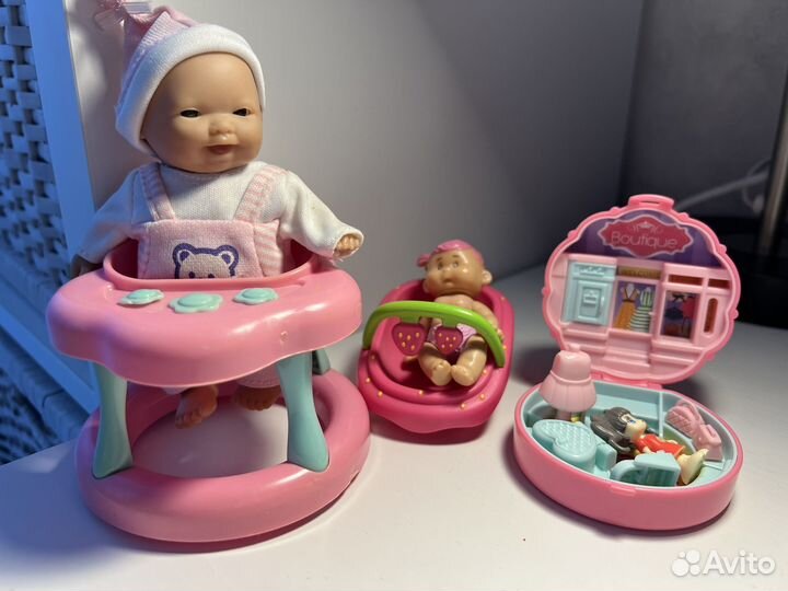 Набор с двумя пупсиками и кукольный домик