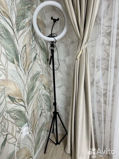 Кольцевая лампа 33 см