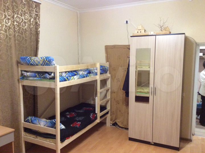 Комната 23 м² в 3-к., 1/9 эт.