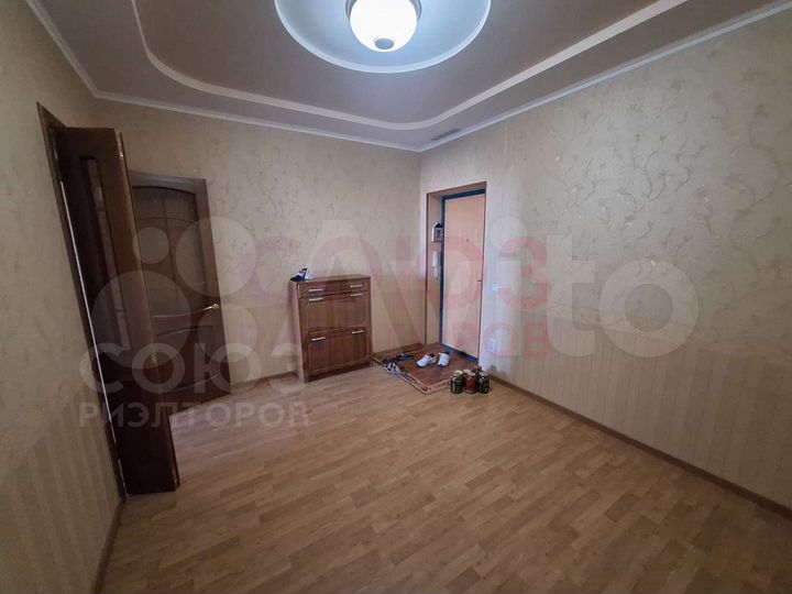 1-к. квартира, 52 м², 6/10 эт.