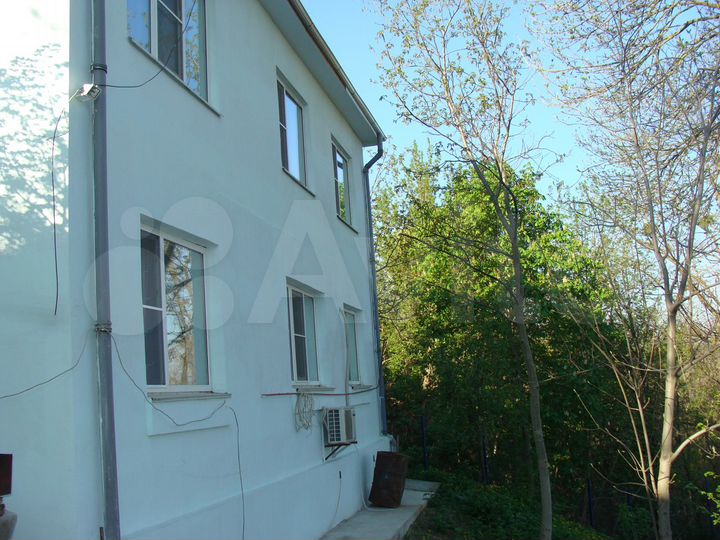 4-к. квартира, 140 м², 1/2 эт.