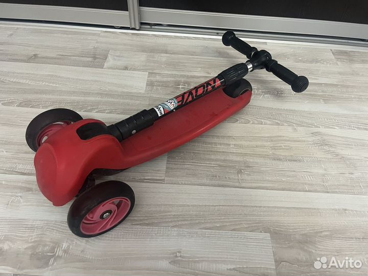 Самокат трехколесный детский бу