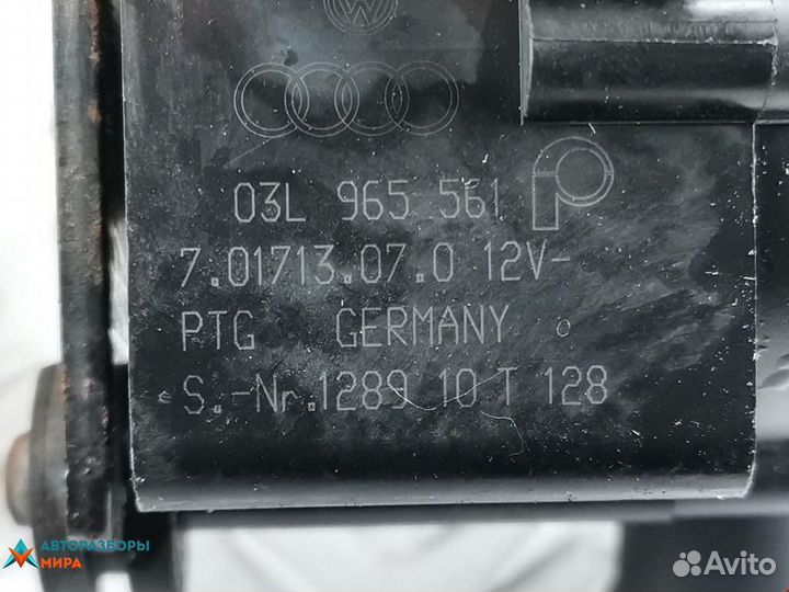 Помпа seat Exeo 2010 03L121011G