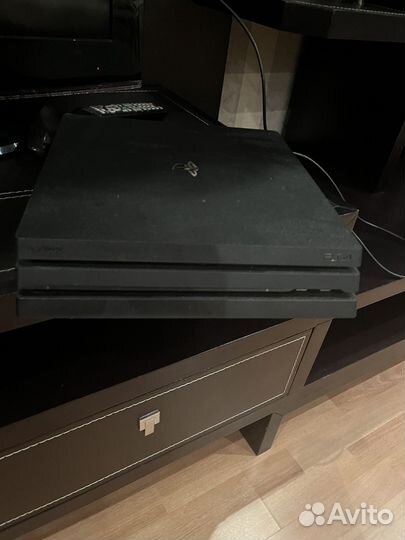 Sony playstation 4 pro 1tb