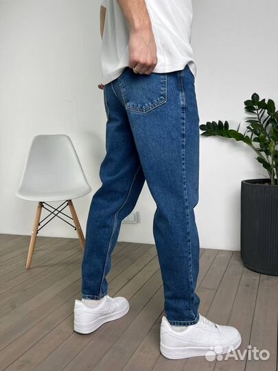 Джинсы бананы в синем цвете