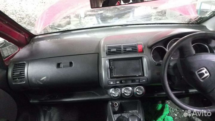 Honda Fit по запчастям