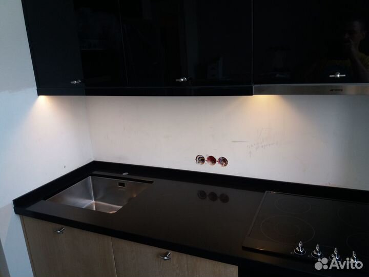 Столешница из акрилового камня