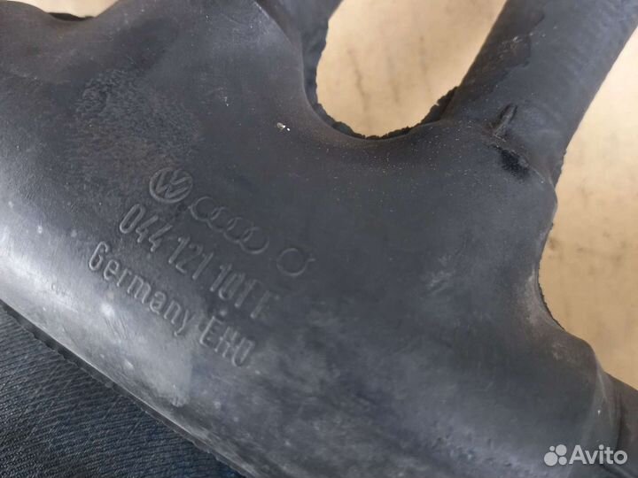 VW T4 1,9D/TD патрубки 044121051Е/101F охлаждения