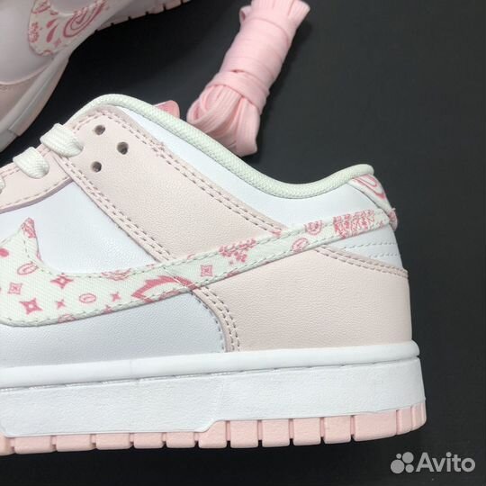 Кроссовки Nike Dunk Low Pink Paisley