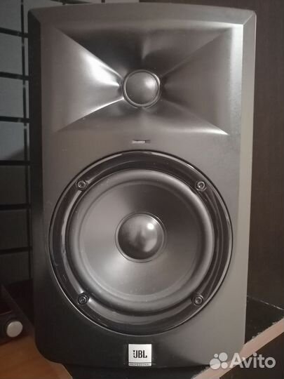 Студийные мониторы Jbl lsr305