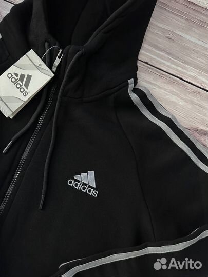 Спортивный костюм Adidas на флисе черный