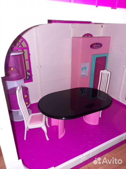 Домик кукольный