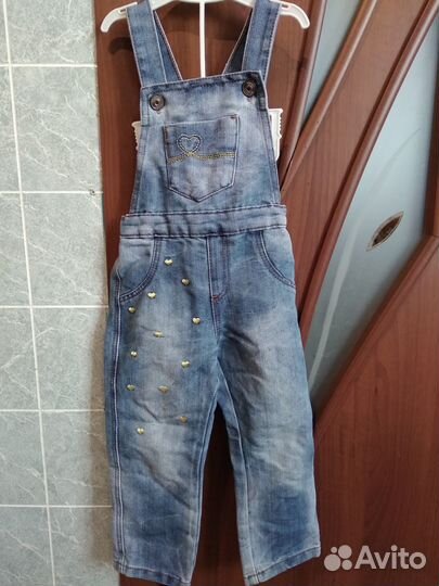 Джинсовый комбинезон для девочки