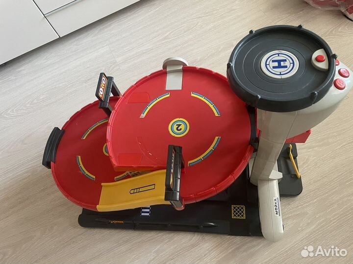 ELC большая парковка